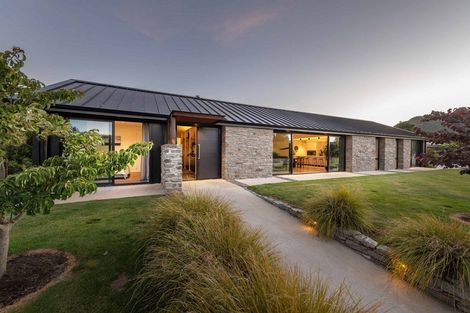 Photo of property in 3 Hikuwai Drive, Albert Town, Wanaka, 9305