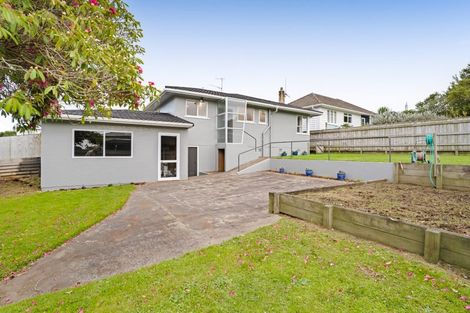 Photo of property in 68 Wallath Road, Westown, New Plymouth, 4310