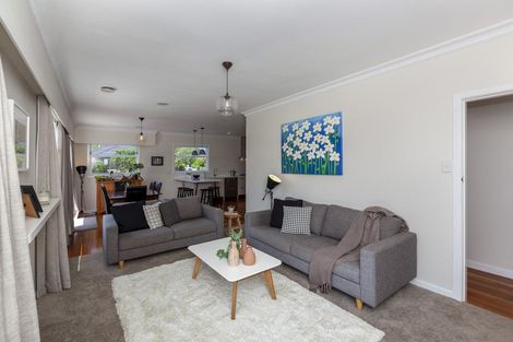 Photo of property in 14 Leybourne Avenue, Waikanae, 5036