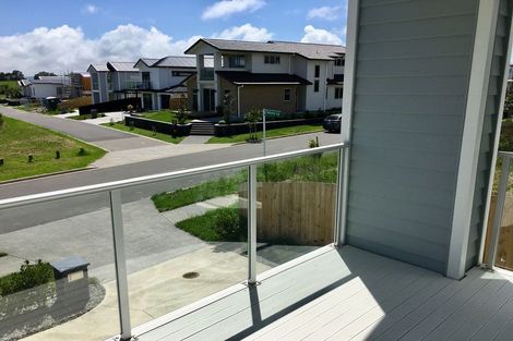 Photo of property in 10 Atalanta Way, Beachlands, Auckland, 2018