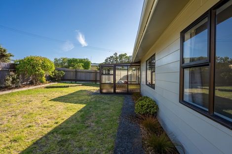 Photo of property in 33 Babbacombe Avenue, Otaki Beach, Otaki, 5512