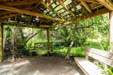 Photo of property in 87 Tawa Road, Kumeu, 0891