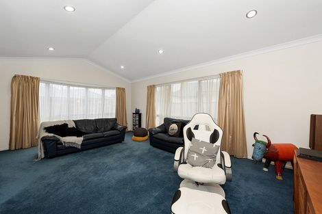 Photo of property in 40a Cairns Crescent, Rototuna, Hamilton, 3210