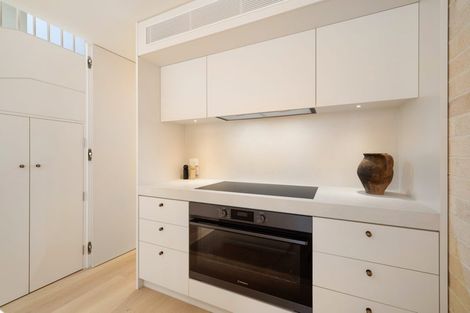 Photo of property in 35 Conference Street, Christchurch Central, Christchurch, 8013