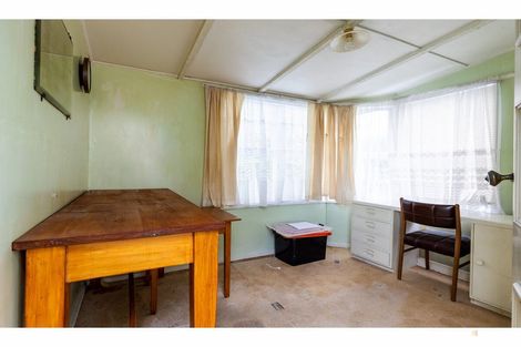 Photo of property in 9 Oxford Street, Waimate, 7924