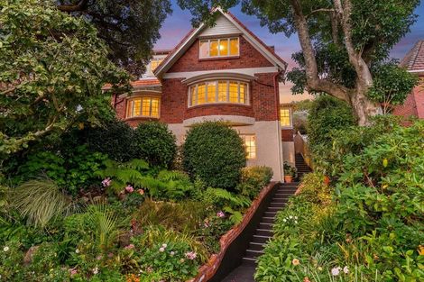 Photo of property in 5 Easdale Street, Kelburn, Wellington, 6012