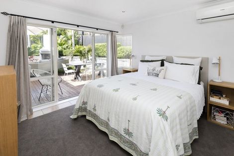 Photo of property in 148 John Brooke Crescent, East Tamaki Heights, Auckland, 2016