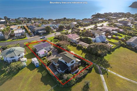 Photo of property in 1415 Whangaparaoa Road, Army Bay, Whangaparaoa, 0930