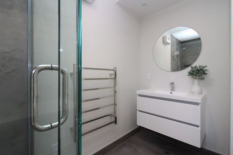 Photo of property in 1/7 Grays Road, Plimmerton, Porirua, 5026