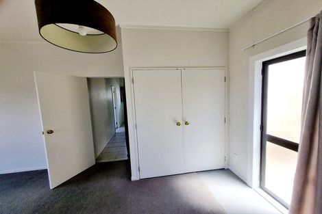 Photo of property in 8 Park Estate Road, Rosehill, Papakura, 2113