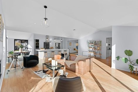 Photo of property in 7 Pentlow Place, Fendalton, Christchurch, 8052