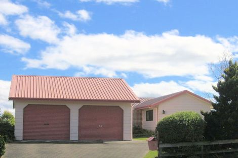 Photo of property in 19 Golders Place, Richmond Heights, Taupo, 3330