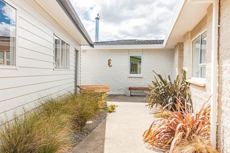 Photo of property in 3 Gumtree Rise, Otamatea, Whanganui, 4500