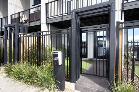 Photo of property in 3/232 Marine Parade, New Brighton, Christchurch, 8061