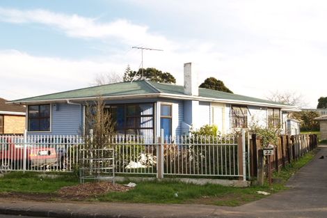 Photo of property in 20 Blake Road, Mangere East, Auckland, 2024