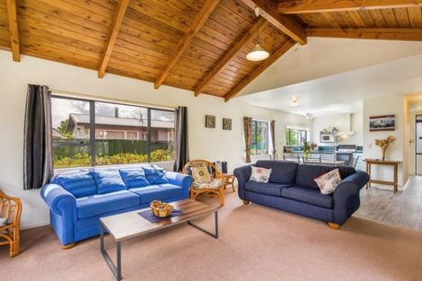 Photo of property in 12 Runuku Grove, Turangi, 3334