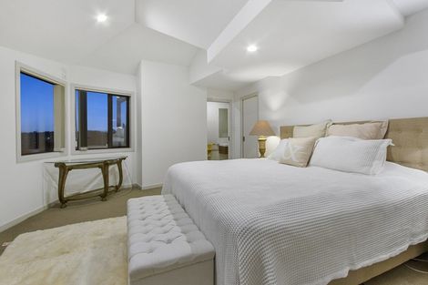 Photo of property in 839 Beach Road, Browns Bay, Auckland, 0630