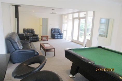 Photo of property in 2 Ilfracombe Place, Burnside, Christchurch, 8053