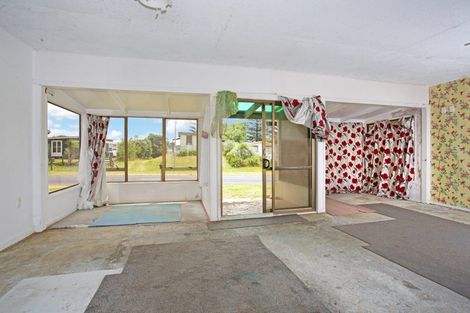 Photo of property in 193 Maunsell Road, Port Waikato, Tuakau, 2695