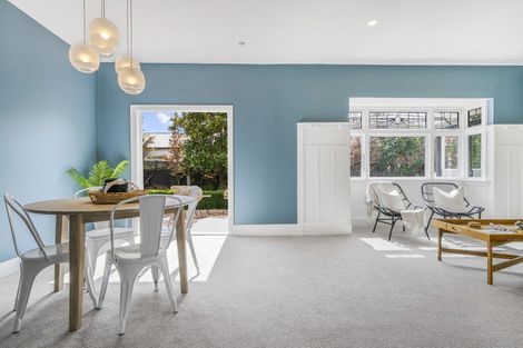 Photo of property in 167 Centaurus Road, Saint Martins, Christchurch, 8022