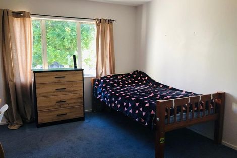 Photo of property in 7 Azure Grove, Unsworth Heights, Auckland, 0632