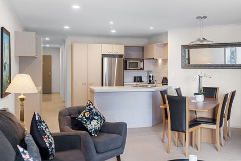 Photo of property in 281 Maunganui Road, Mount Maunganui, 3116