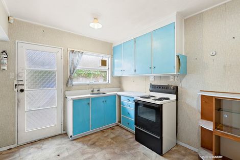 Photo of property in 1/17 The Parade, Island Bay, Wellington, 6023