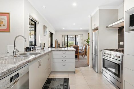 Photo of property in 129 Rowesdale Drive, Ohauiti, Tauranga, 3112