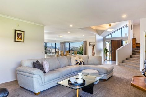 Photo of property in 27 Kinder Street, Acacia Bay, Taupo, 3330