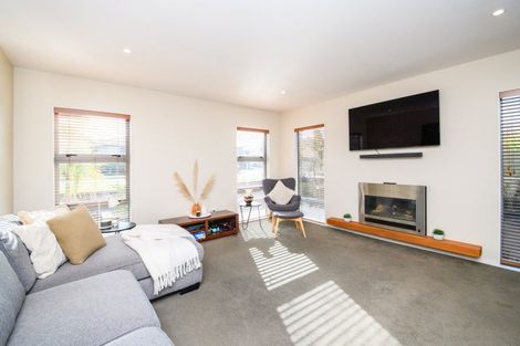 Photo of property in 14 Stonebridge Heights, Feilding, 4702