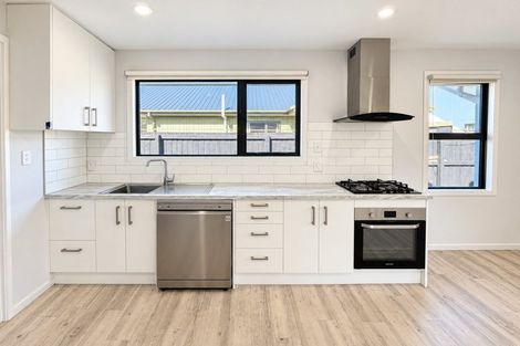 Photo of property in 1/468a Greers Road, Bishopdale, Christchurch, 8053