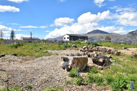 Photo of property in 33 Ohau Drive, Lake Ohau, Twizel, 9412