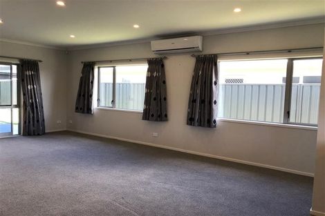 Photo of property in 17 Drake Crescent, Awatoto, Napier, 4110