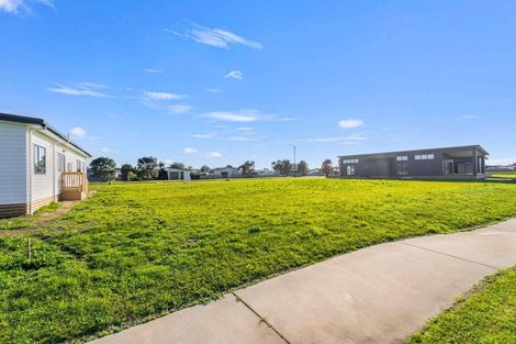 Photo of property in 302 Harbour Drive East, Matarangi, Whitianga, 3592