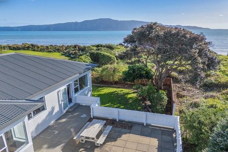 Photo of property in 159a Manly Street, Paraparaumu Beach, Paraparaumu, 5032