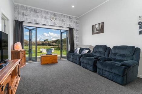 Photo of property in 10 Station Road, Mauriceville, Masterton, 5882