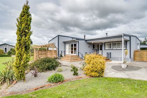 Photo of property in 24 Pourerere Road, Waipawa, 4271