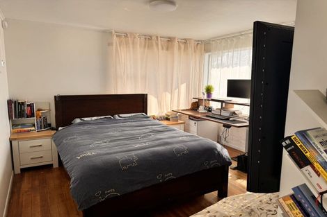 Photo of property in 903 East Coast Road, Northcross, Auckland, 0632