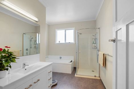 Photo of property in 117 Belt Road, New Plymouth, 4310