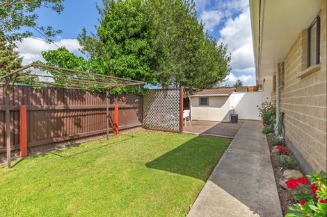 Photo of property in 18 Hereford Street, Levin, 5510