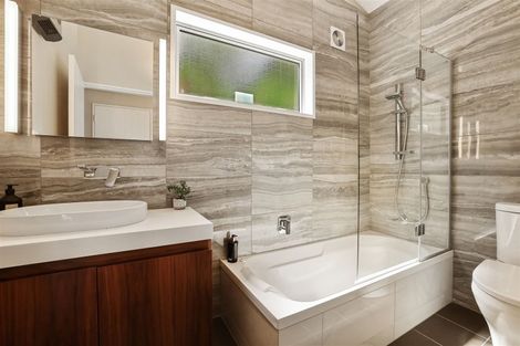 Photo of property in 2a Norton Close, Lyttelton, 8082