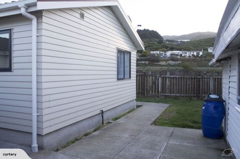 Photo of property in 33a Findlay Street, Tawa, Wellington, 5028