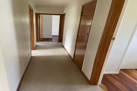 Photo of property in 1022 East Coast Road, Fairview Heights, Auckland, 0630
