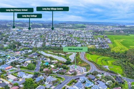 Photo of property in 5/1088 Beach Road, Torbay, Auckland, 0630