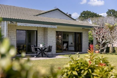 Photo of property in 6 Gerald Place, Omokoroa, 3114