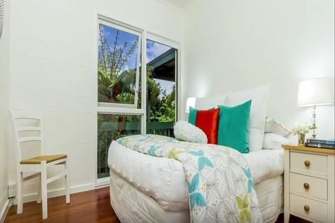 Photo of property in 7 Tranquil Glade, Hillcrest, Auckland, 0627