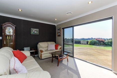 Photo of property in 39 Allan Road, Burgess Park, New Plymouth, 4371