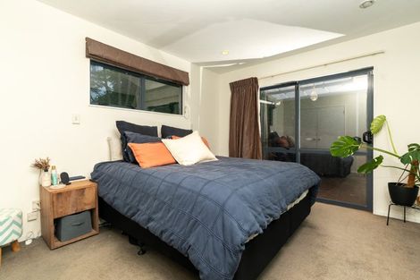 Photo of property in 2/120 Manuka Road, Bayview, Auckland, 0629