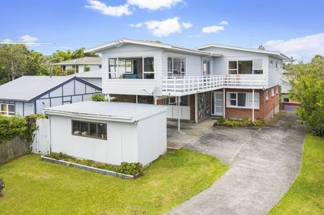 Photo of property in 939 Beach Road, Torbay, Auckland, 0630