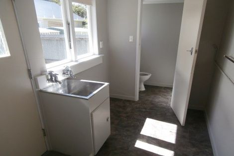 Photo of property in 2 Highgate Avenue, Merivale, Christchurch, 8014